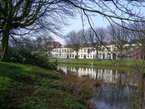 B&B Aan De Singelgracht Breda Luaran gambar
